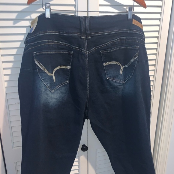 YMI Wanna a beta butt Stretchy Skinny Jeans New Size 24 - Picture 2 of 12